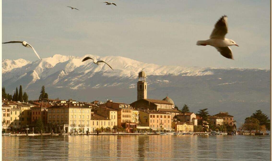 Appartamento Le Serre Salò Esterno foto